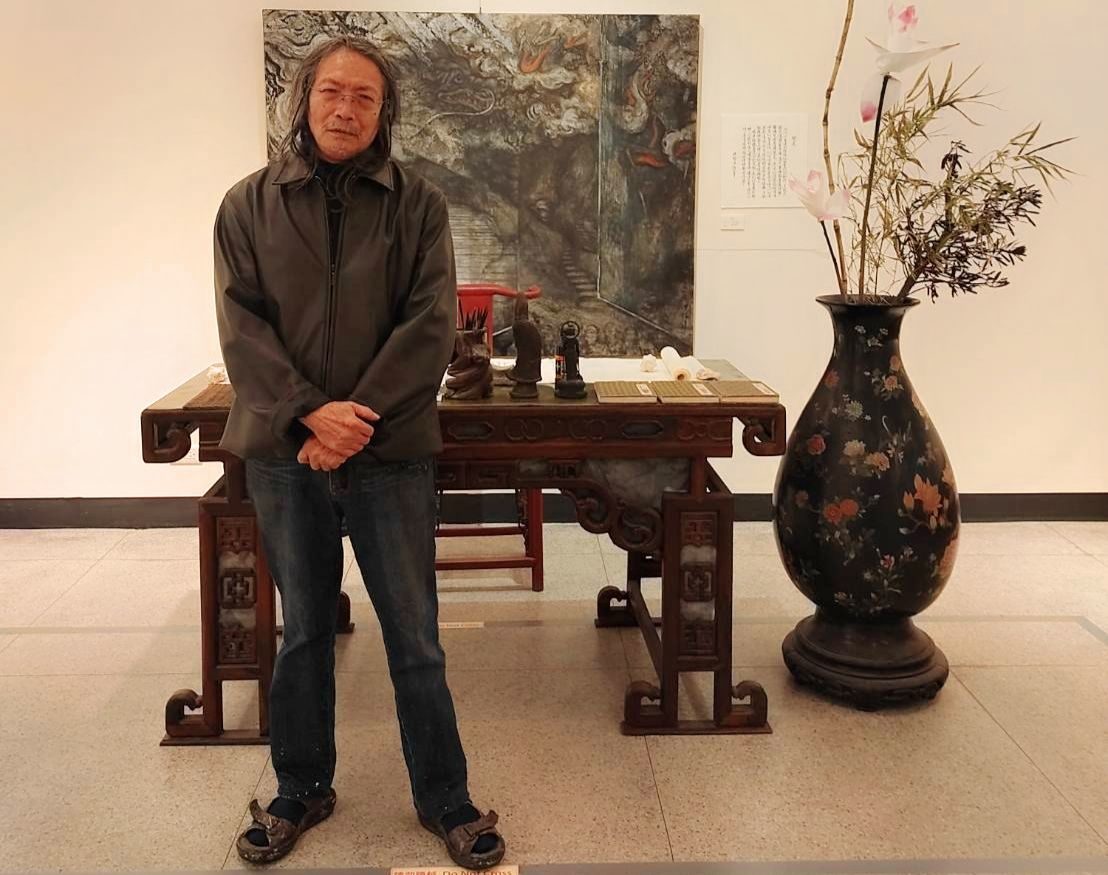 世間點滴  生命真情  洪根深心無罣礙  沐手寫經展  萬般放下  全然自在