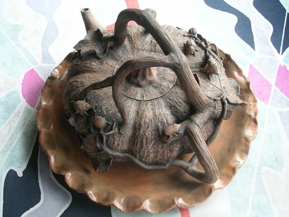 愛壺樂陶張耀宗個展  樹幹壼南瓜壼現身  備受期待