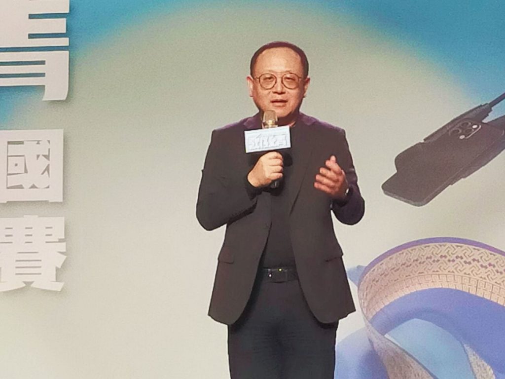 ▲文化部長史哲與會致詞表達對歌仔戲文化傳承與推廣的重視。(記者 辛澎祥/攝)