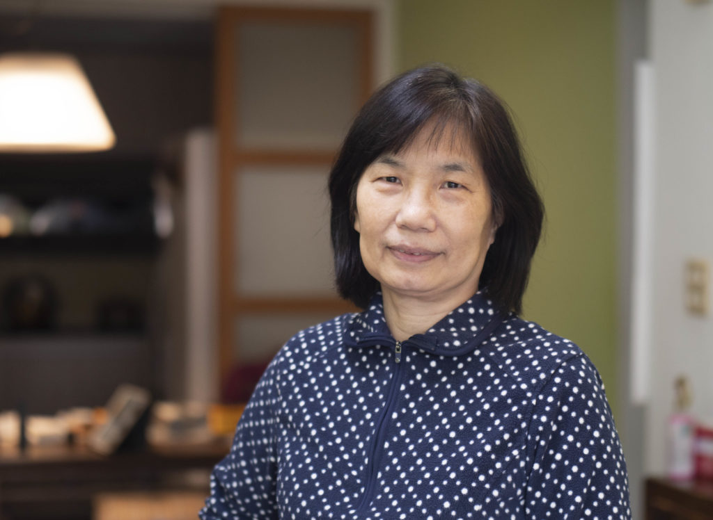 「煤礦、畫筆與膠卷──礦業時代的電影片廠與繪畫支持」講者之一臺灣美術史研究者白雪蘭。（圖/文化局提供）