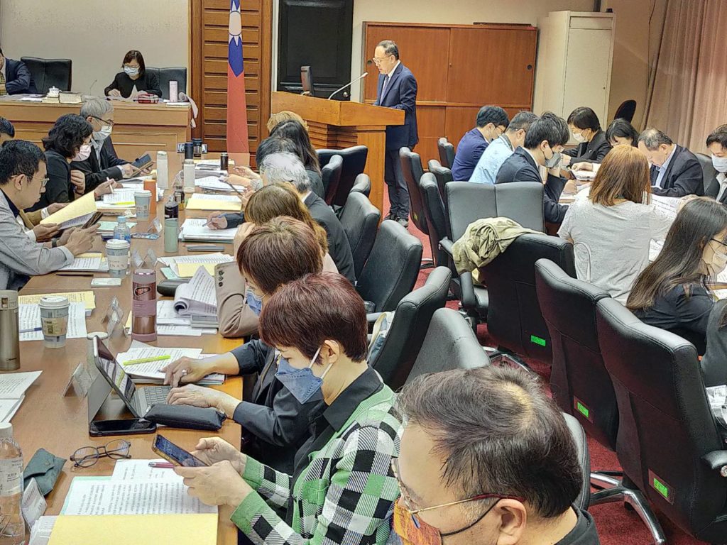 ▲文化部長史哲在立院教文委員會做文創產業發展法條文修訂政策說明。(記者 辛澎祥/攝)
