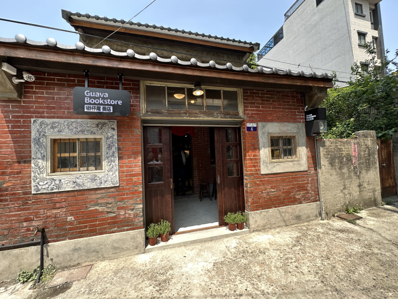 老建築活化再利用   62年梧棲民生街老建築華麗變身藝文亮點