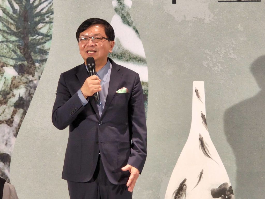▲文化部次長李連權致詞時表達對林文嶽老師藝術創作長年的堅持與專注感到佩服。（記者 辛澎祥/攝）
