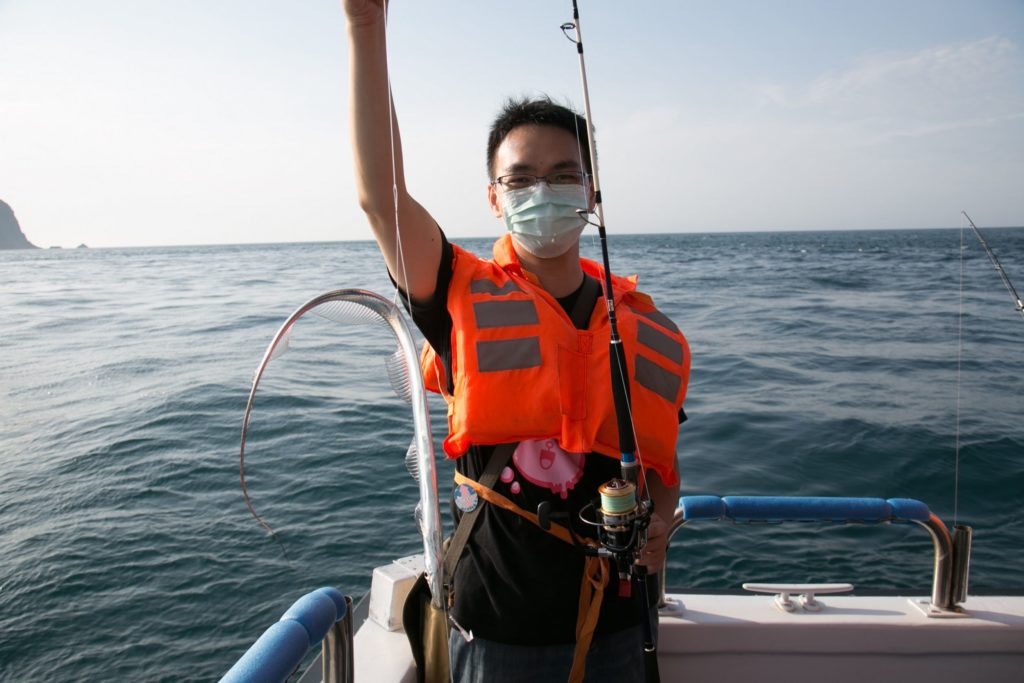 ▲搭船出海釣魚是民眾喜歡的休閒活動。(圖/新北漁業處 提供)