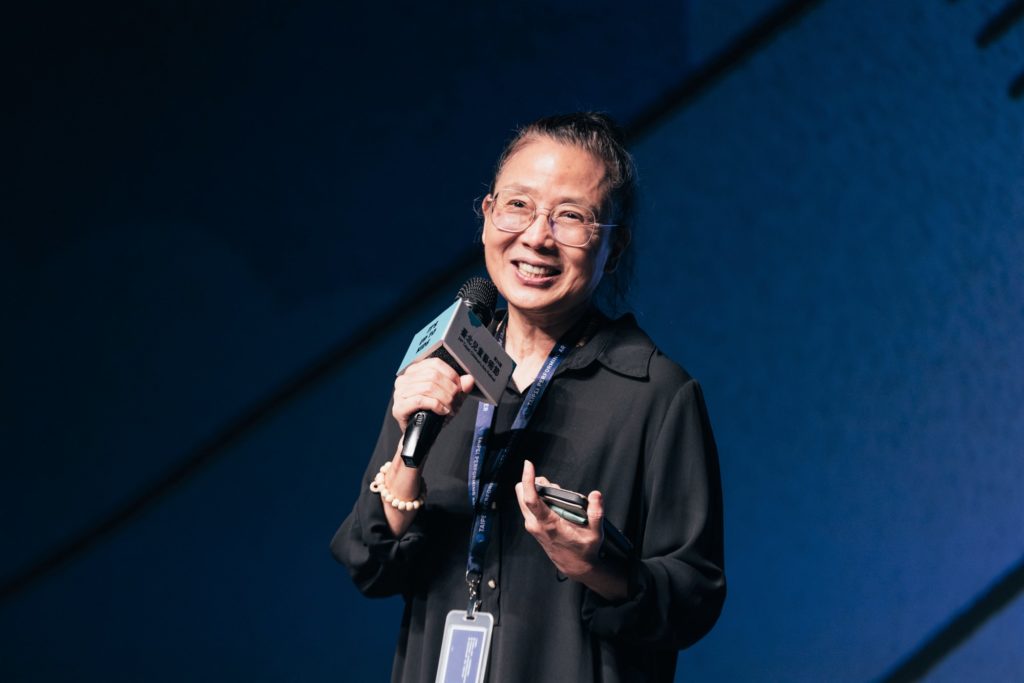 臺北表演藝術中心董事長劉若瑀說明「It’s up to kids」兒童做主的精神。(圖/北藝中心提供)