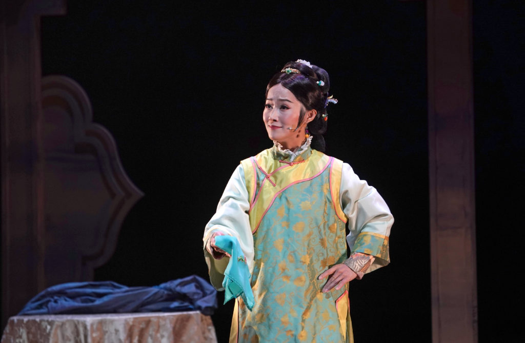 第33屆傳藝金曲獎【最佳演員獎】得主陳芝后細膩詮釋母子親情。(圖/榮興客家採茶劇團提供)