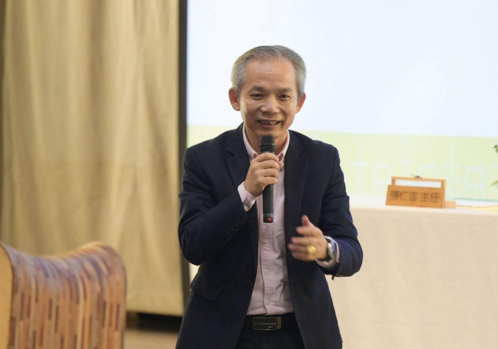 ▲工藝中心主任張仁吉致詞時表達與北藝大多面向合作所呈現的價值觀。(圖/工藝中心 提供)