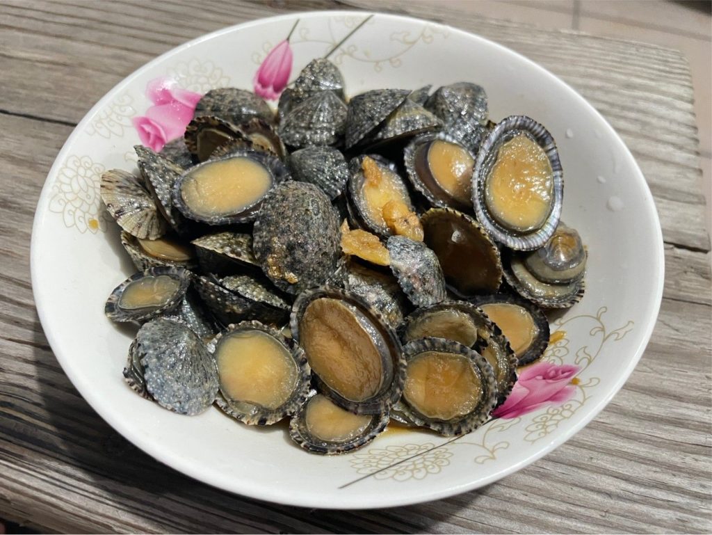▲美味料理的淺戳仔是平民美食,頗受歡迎。(圖/新北漁業處 提供)