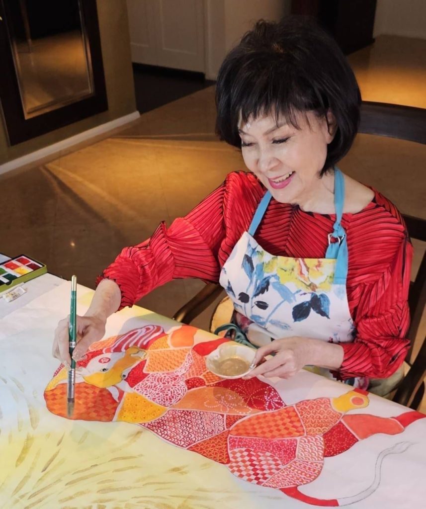 ▲潛心作畫,樂在其中的白嘉莉,對不同時期的作品都有著獨創的表現手法與超越的信念。(圖/白嘉莉 提供)