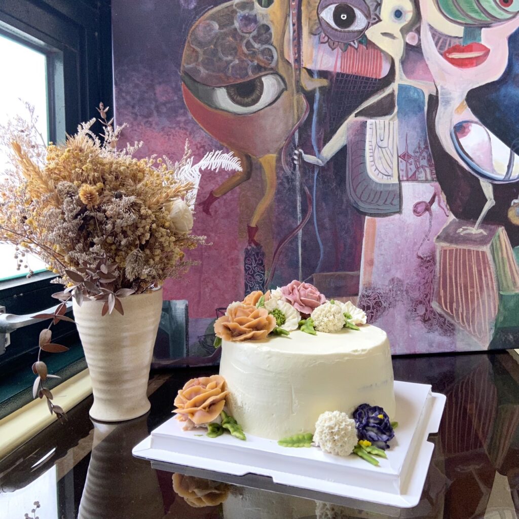 著重於生活美學教育的莊麗珠，母女喜以各自作品表達心境，在這瞬息萬變的世代，也是一種另類的親情交流(圖莊麗珠提供)