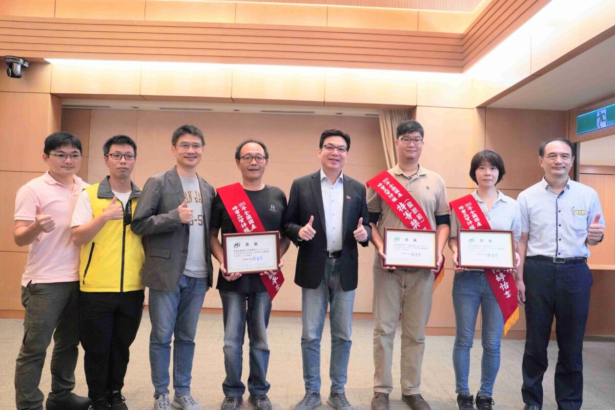 再創佳績   全國蜂蜜評鑑新北奪3特獎