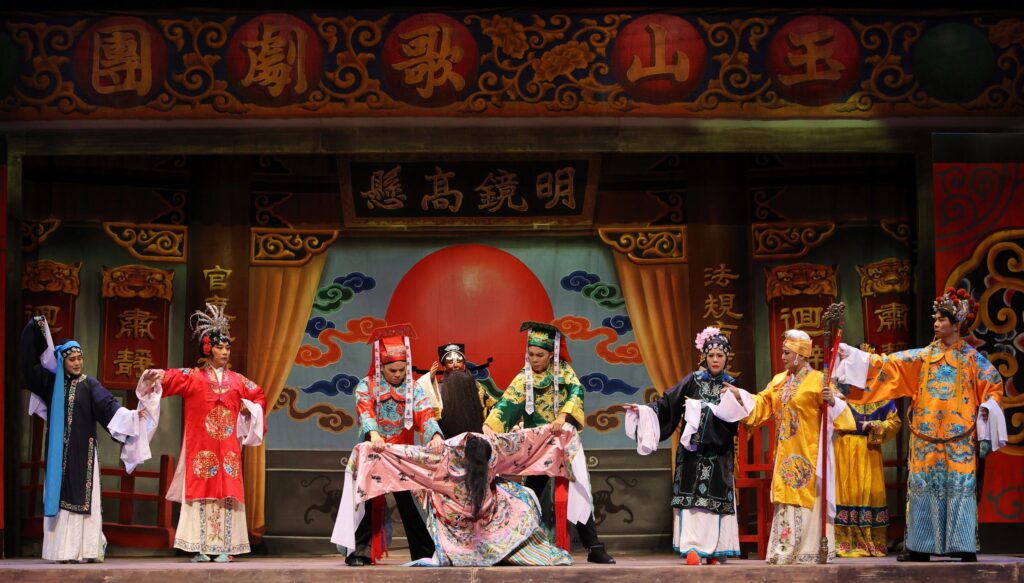 ▲整體呈現優質演技與唱腔的明華園歌仔戲團,「散戲」的詮釋備受好評。(圖/明華園 提供)