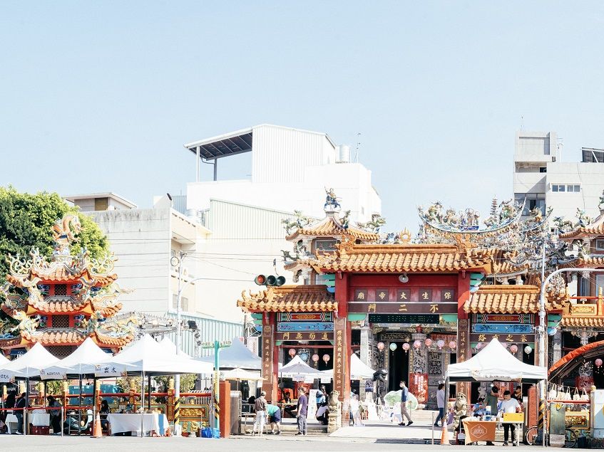 ▲嘉義場「閱平安-廟埕有好市」結合在地品牌,極具文化聚焦效益。(圖/文化部 提供)