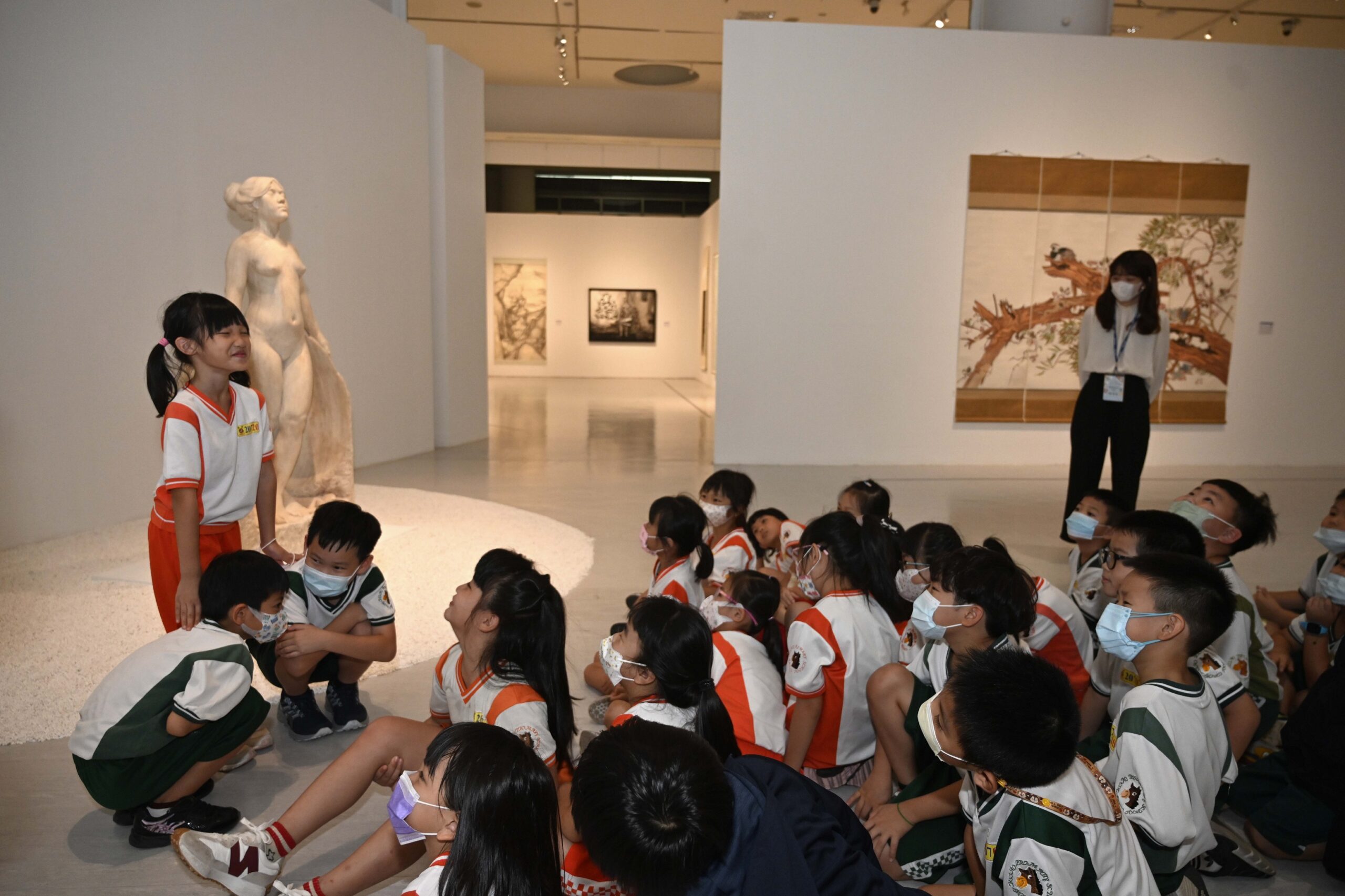 校外文化體驗汲取藝術養分   國美館迎接學子走進美術館