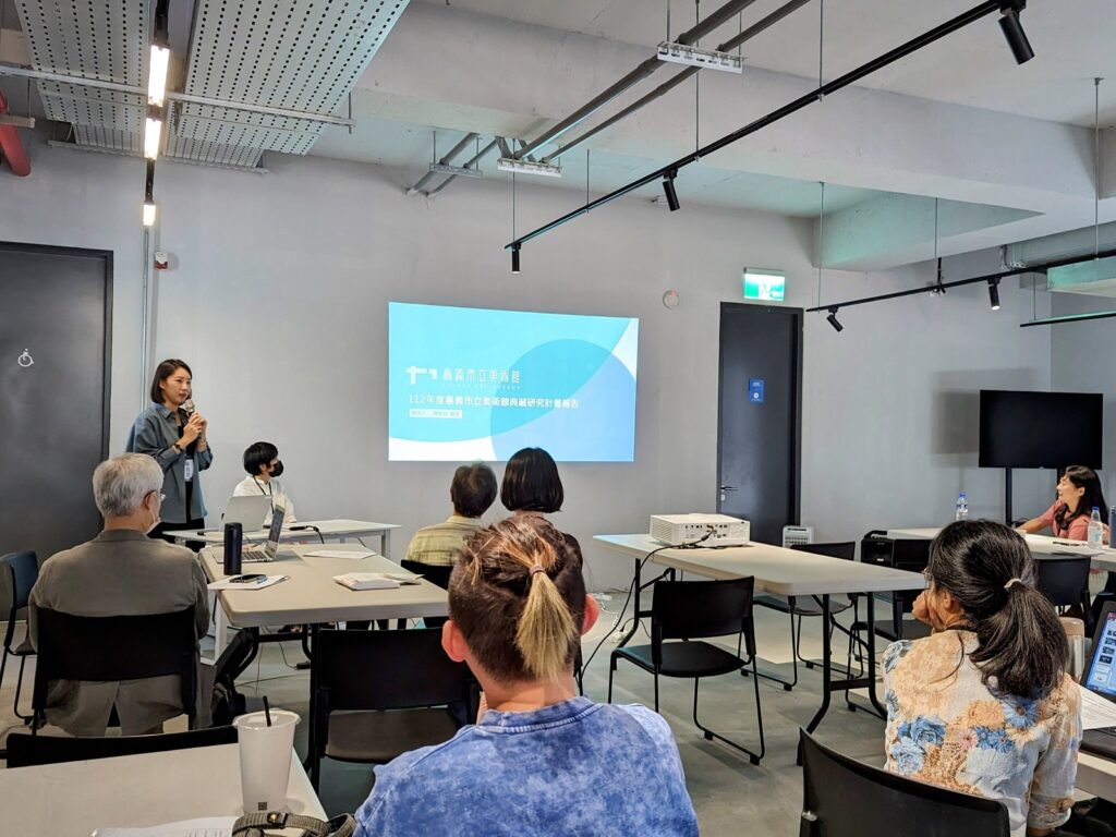 嘉義市立美術館長賴依欣分享藝文場館營運升級計畫執行經驗。（圖/文化部提供）