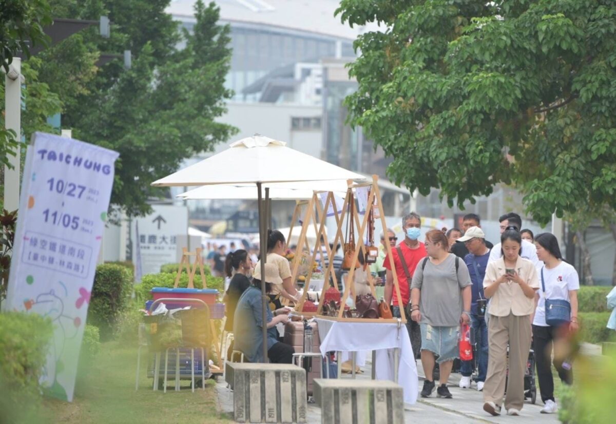 綠空鐵道變身打卡聖地  「創意台中」享受聽音樂、逛市集悠閒氛圍
