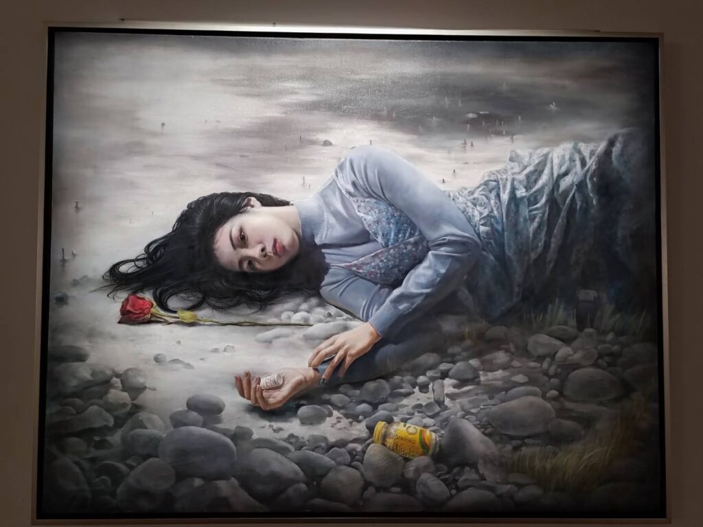 中山獎得主油畫類廖敏如作品「在迷途擱淺」。(記者 陳安婷/攝)
