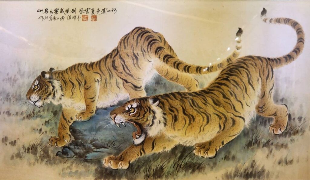 ▲洪曜平老師所畫的老虎畫作,在展場成為民眾與書畫界人士高度推崇與讚賞的焦點。(記者 詹佳綺/攝)