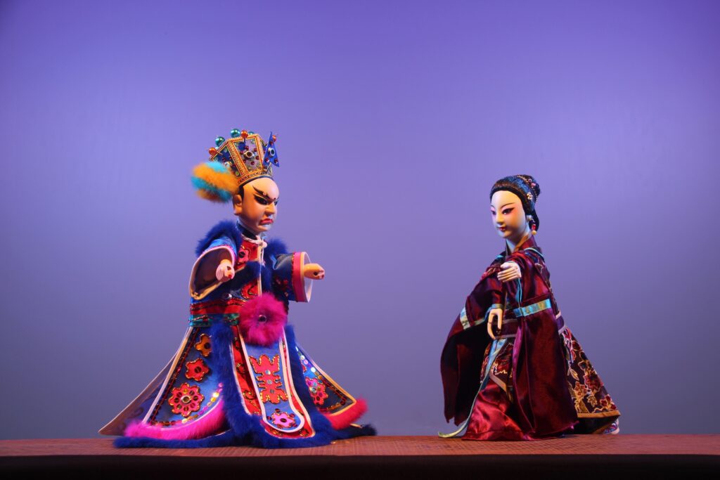 昇平五洲園11月11日將演出《狄青刀斬王天化》，演繹狄青連奪三品的超群武藝。（圖/傳藝中心提供）