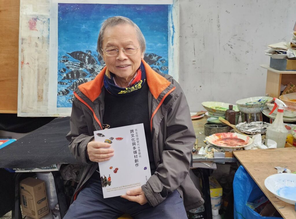 ▲袁金塔教授出版新書獲得文化界與教育界的高度認同。(記者 辛澎祥/攝)