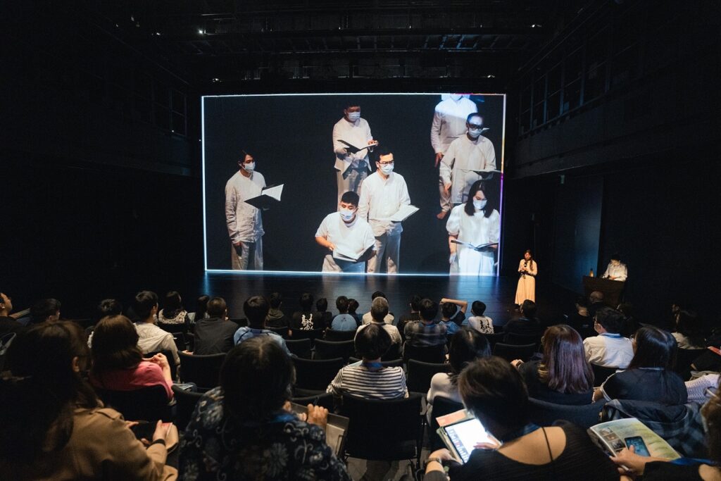 台中室內合唱團以著名濠梁之辯《魚之樂》為創作。(圖/文化局提供)