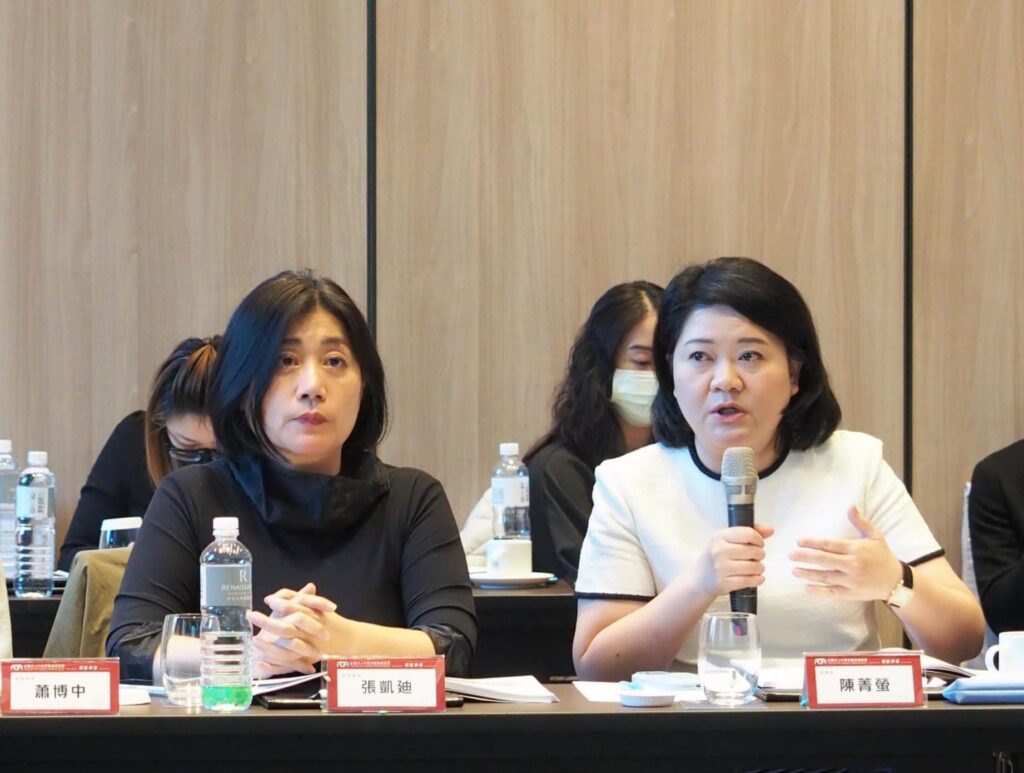 ▲新任畫廊協會理事長陳菁螢。左為阿波羅畫廊負責人張凱迪博士。（圖/畫廊協會 提供）