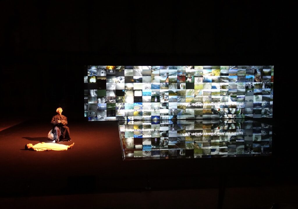 坂本龍一遺作《TIME》打造虛實難分的劇場氛圍。(圖/臺中國家歌劇院提供)