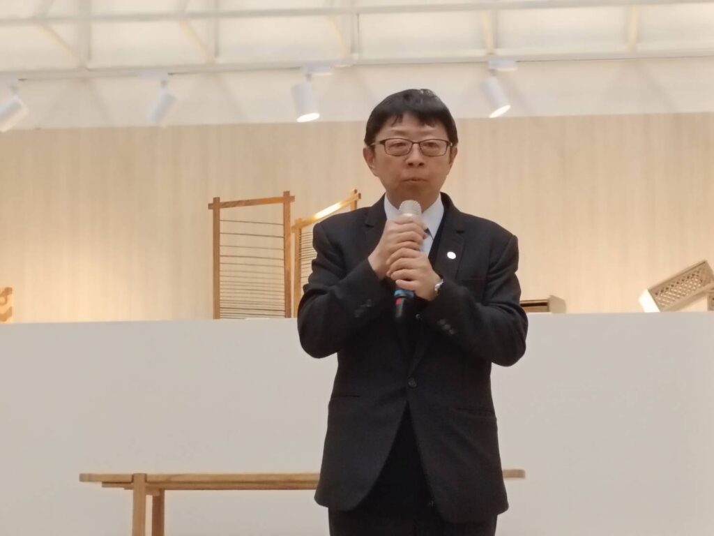 ▲臺灣科技大學校長顏家鈺致詞時表達對國產材的生活化呈現的正面重視。(記者 辛澎祥/攝)