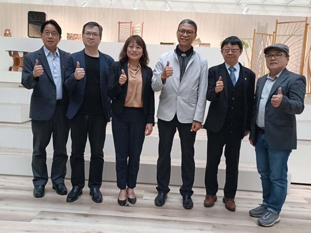 ▲森林之島國產材展覽的主協辦方,展現資源整合的多面向效益,備受正面評價。(記者 辛澎祥/攝)