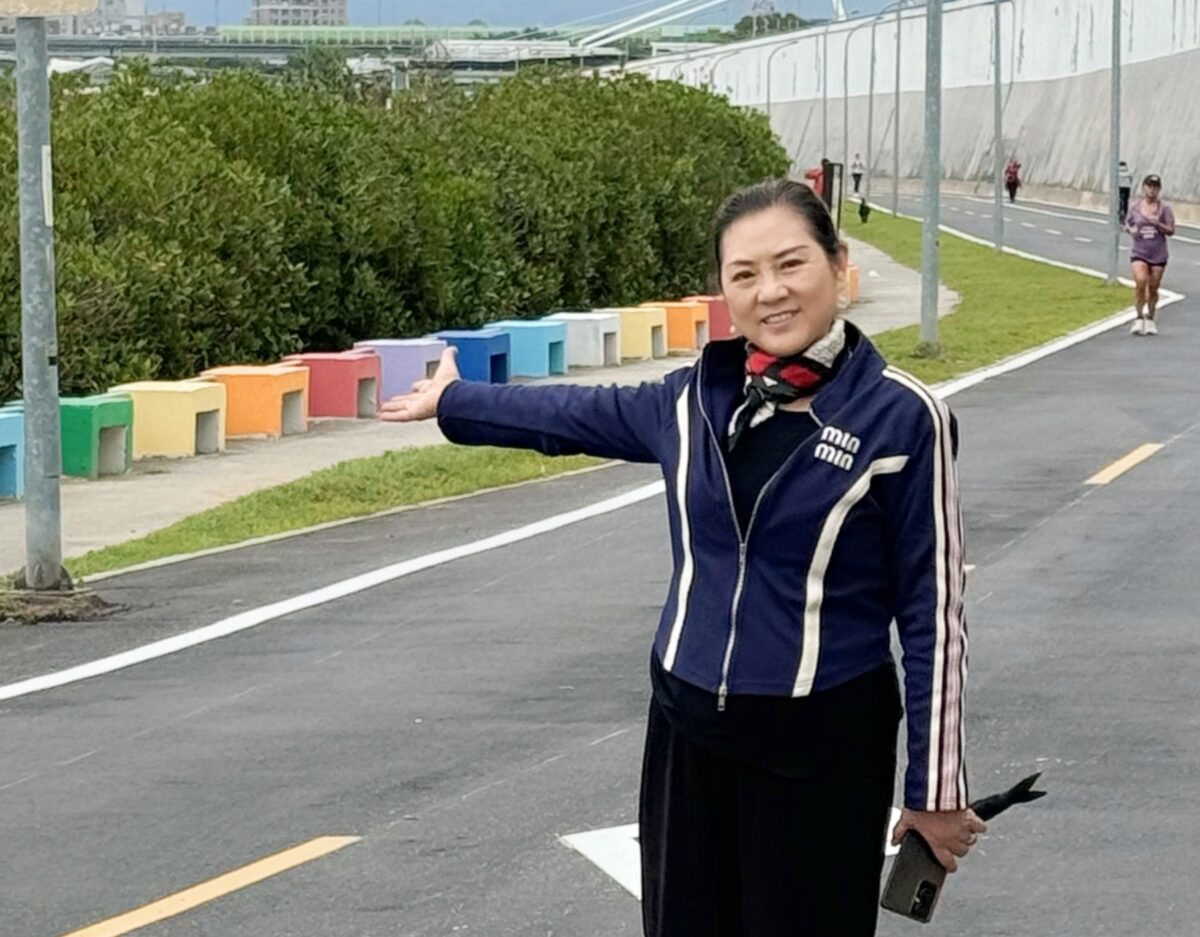 造園舖路  濟弱扶貧  陳穎慧里長具助人能力與熱情  地方情義相挺  贏得口碑樹立典範