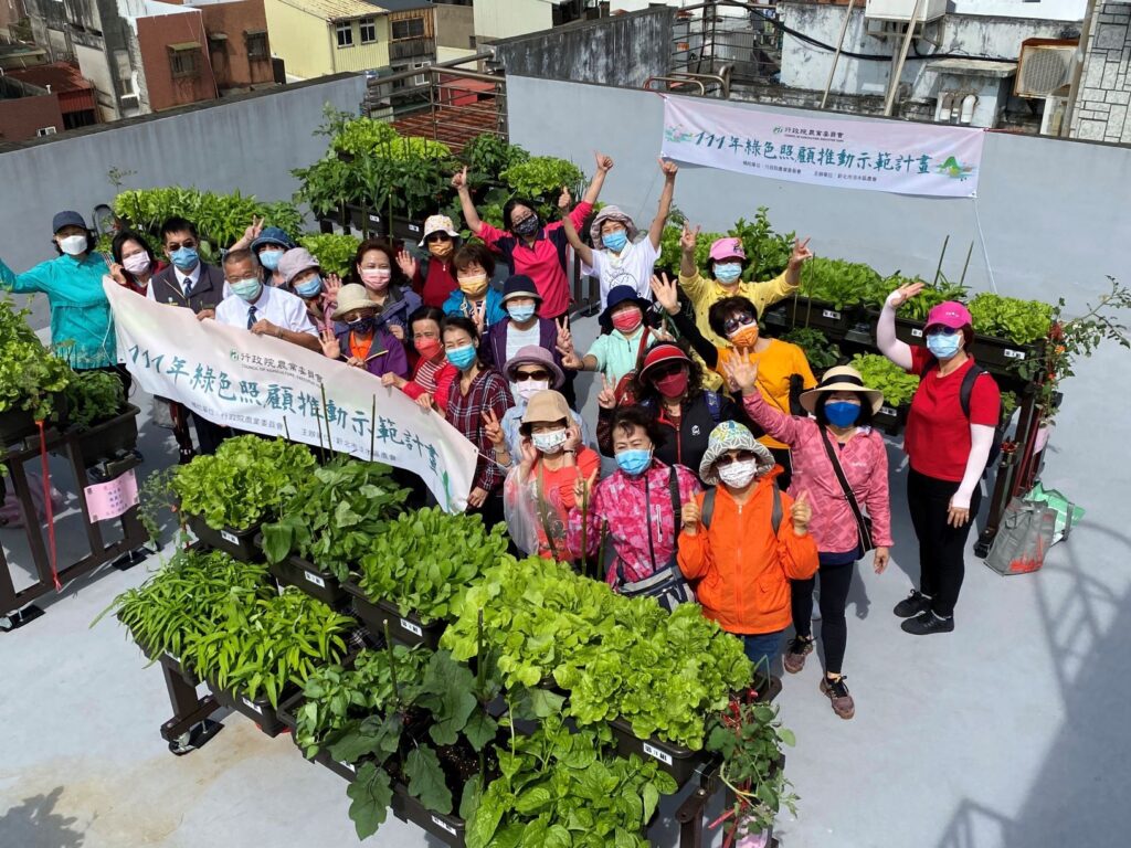 ▲獲得農金獎的新北市農漁民單位，呈現他們努力的成果而受到肯定。（圖/新北農業局 提供）