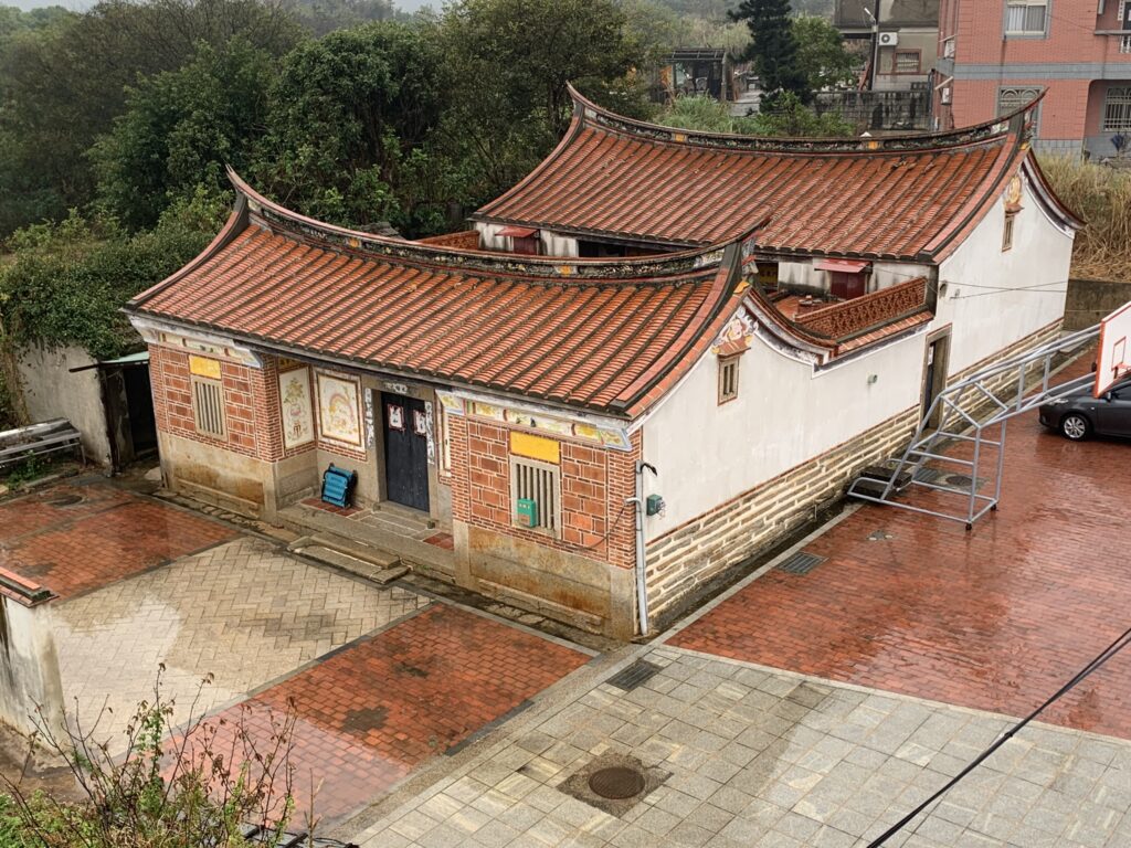 顏家八個兄弟姐妹都是在這座二合院出生、成長。（圖/顏國榮提供）
