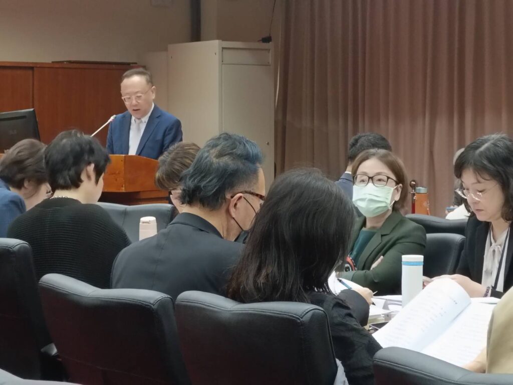 ▲文化部長史哲在立院教育文化委員會做文化部業務概況報告。(記者 辛澎祥/攝)