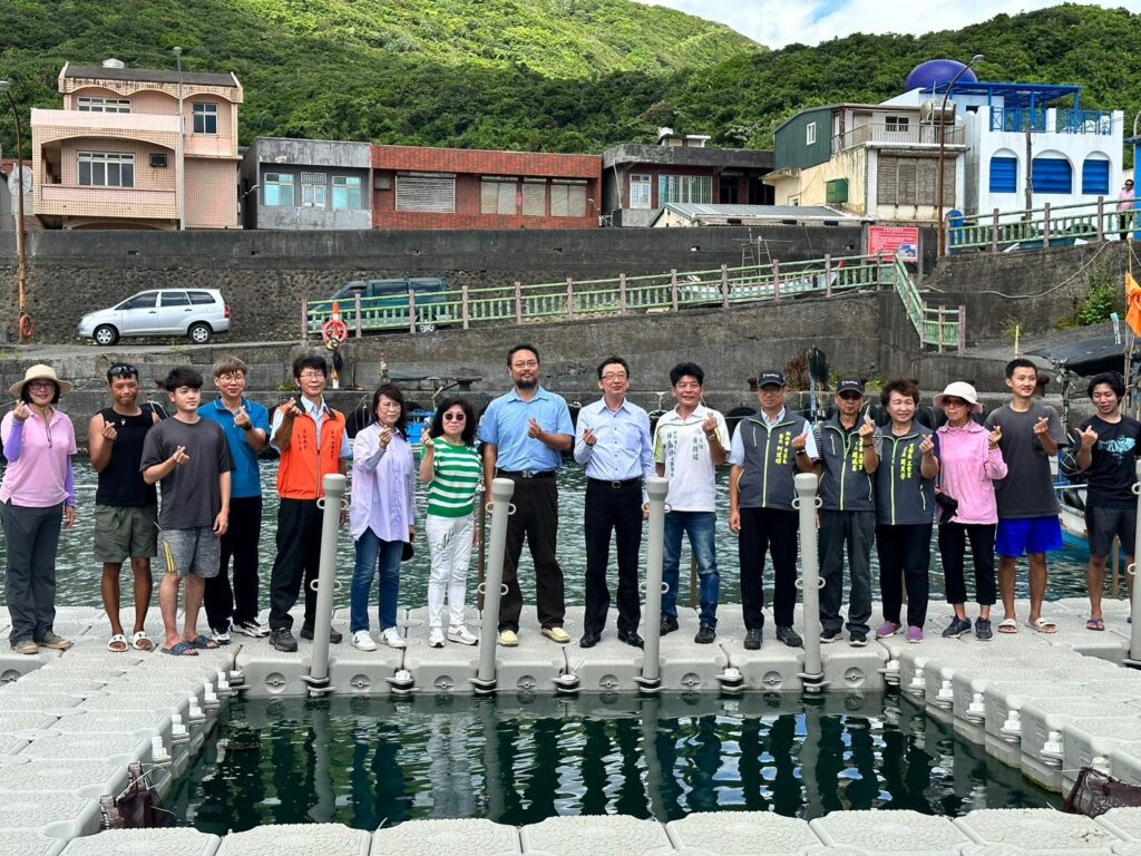 ▲新北市政府與臺灣海洋大學「貢寮水生中心」獲得國家農業科學獎傑出團隊獎。(圖/新北市農業局 提供)