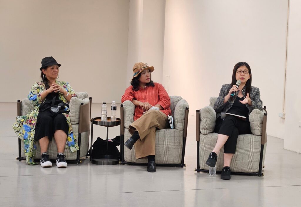 藝術家米類．瑪法琉、武玉玲及國美館館長陳貺怡參與座談會。（圖/文化局提供）