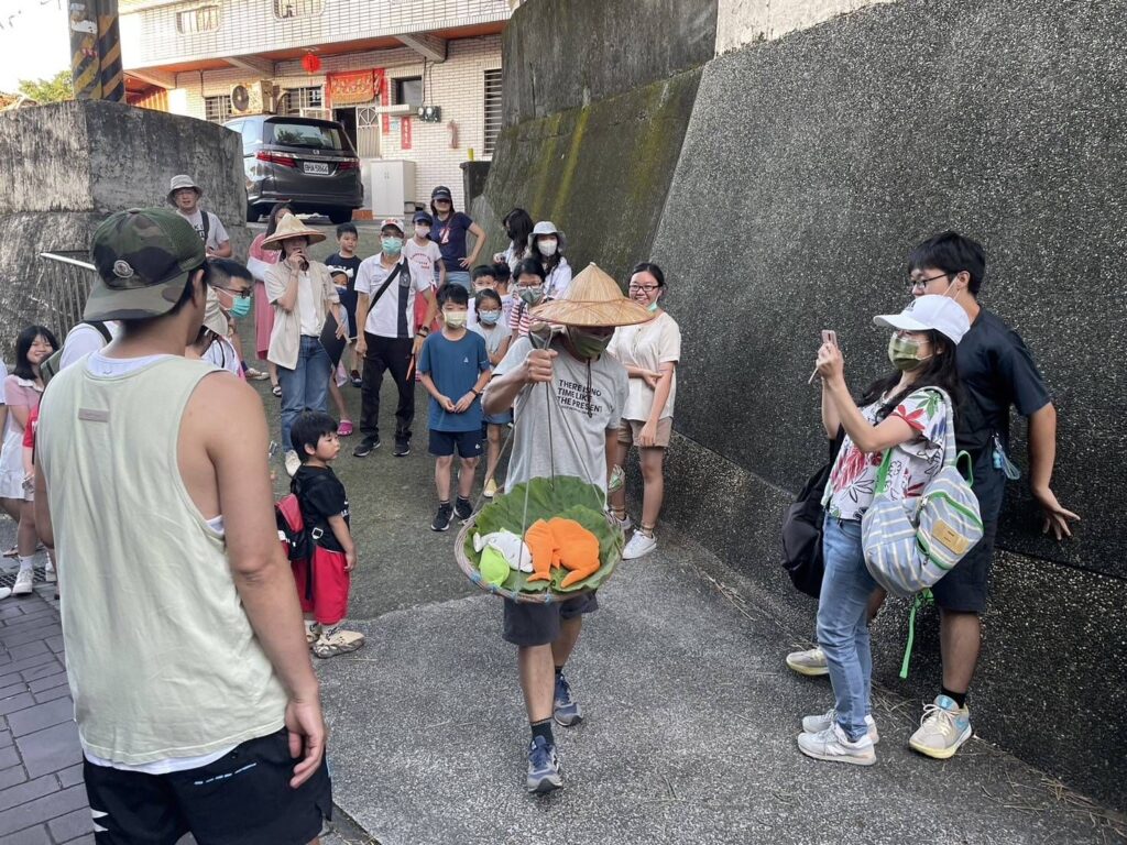 ▲蹦火仔加入傳承新血備受重視。(圖/新北市漁業處 提供)