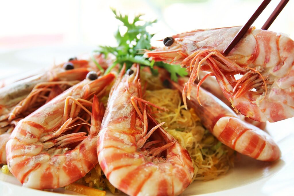 ▲淡水漁人碼頭周遭餐廳都供應海味美食。(圖/新北市漁業處 提供)