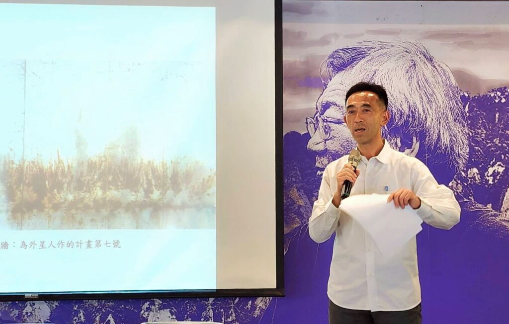 ▲國立國父紀念館館長王蘭生從AI的角度暢談水墨畫在地與國際化行銷的策略應用，令人耳目一新。（記者 辛澎祥/攝）