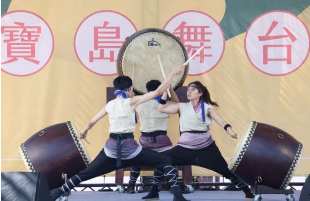 ▲在地的展演節目引起現場觀眾的共鳴。(圖/文化部 提供)
