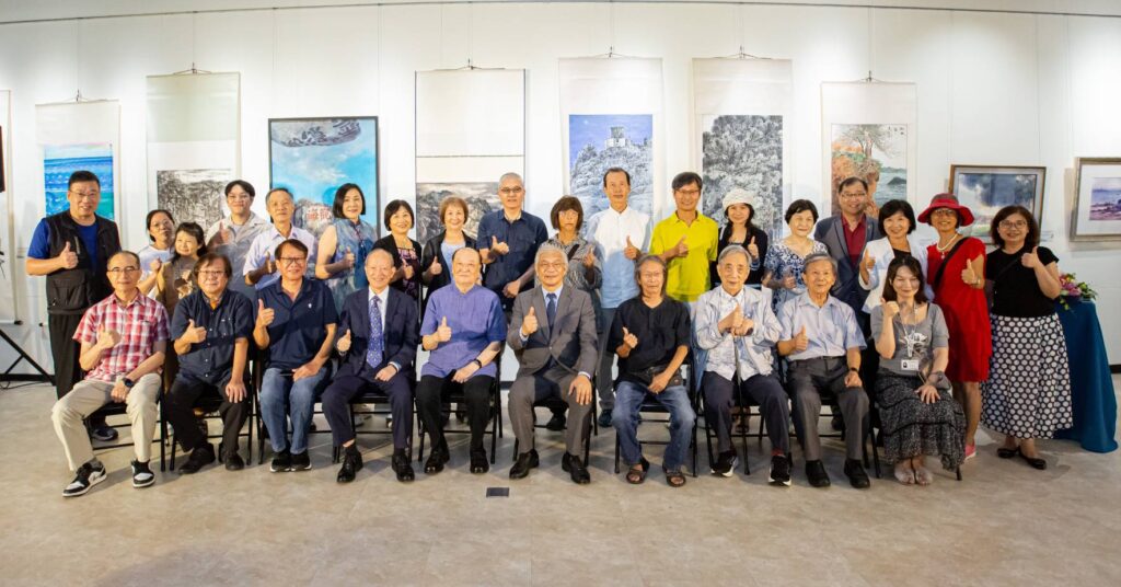 ▲參展藝術家與多位藝文界人士交流熱絡,對此聯展賦予高度期待。(圖/大媒體新聞網 提供)