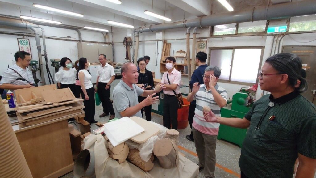 ▲雙方在簽署合作計畫後進行廣泛交流。（圖/工藝中心 提供）