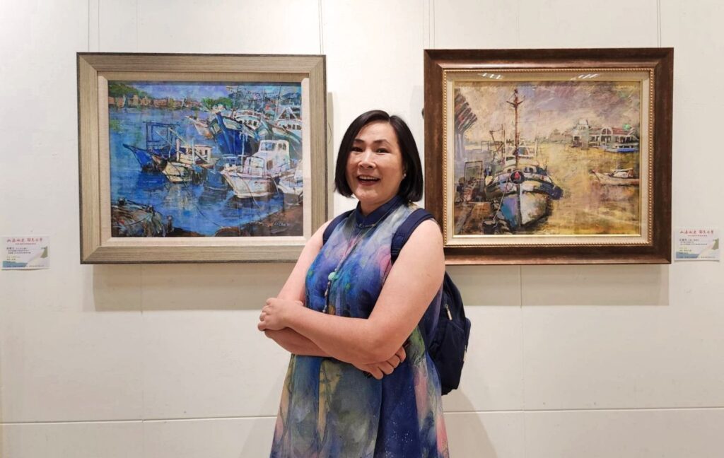 ▲澎湖在地藝術家莊麗珠老師,以澎湖的漁港為創作主題,陳述了海與船之間波浪承載的動律,極為打動人心。(圖/大媒體新聞網 提供)