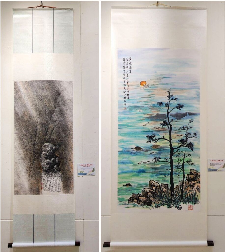 ▲李振明教授的金門大膽島（左）寫實與林永發教授的金門采風作品，彰顯人文與景致融合的雅趣。（圖/大媒體新聞網 攝）