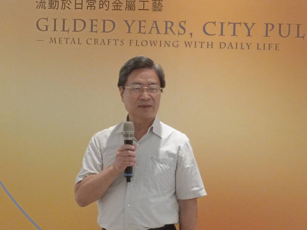 ▲臺灣工藝家協會理事長劉武認為工藝70所代表的永續與傳承,意義重大。(記者 辛澎祥/攝)