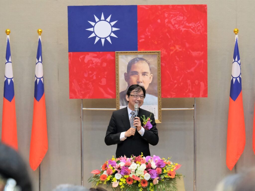 ▲新北市農業局長諶錫輝正式宣示就職，對新職的未來強調將在前局長李玟所打下的穩固基礎上全力以赴。（圖/新北市農業局 提供）