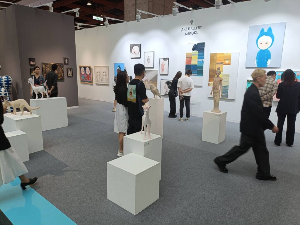 ▲觀展的民眾對今年的參展作品的創新與動線的流暢感印象深刻。（記者 辛澎祥/攝）