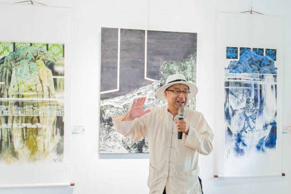 山海有情  日月相伴  藝術家以大自然融入創作  數位版畫展日月潭溫德姆酒店亮麗登場