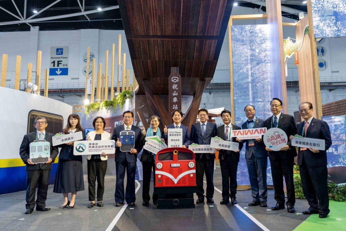 台灣鐵道觀光協會參加台北旅展  台灣鐵道9兄弟首次合作參加台北國際旅展受矚目