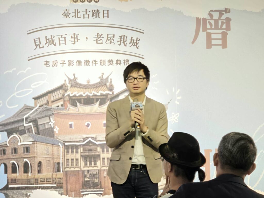 ▲台北市文化局代表說明活動的徵件情形。(記者 辛澎祥/攝)