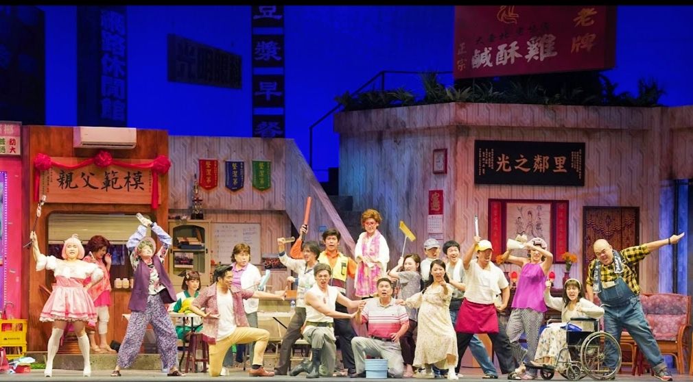 ▲演員在庄頭劇場中演出，呈現劇力萬千的質感。（圖/文化部 提供）